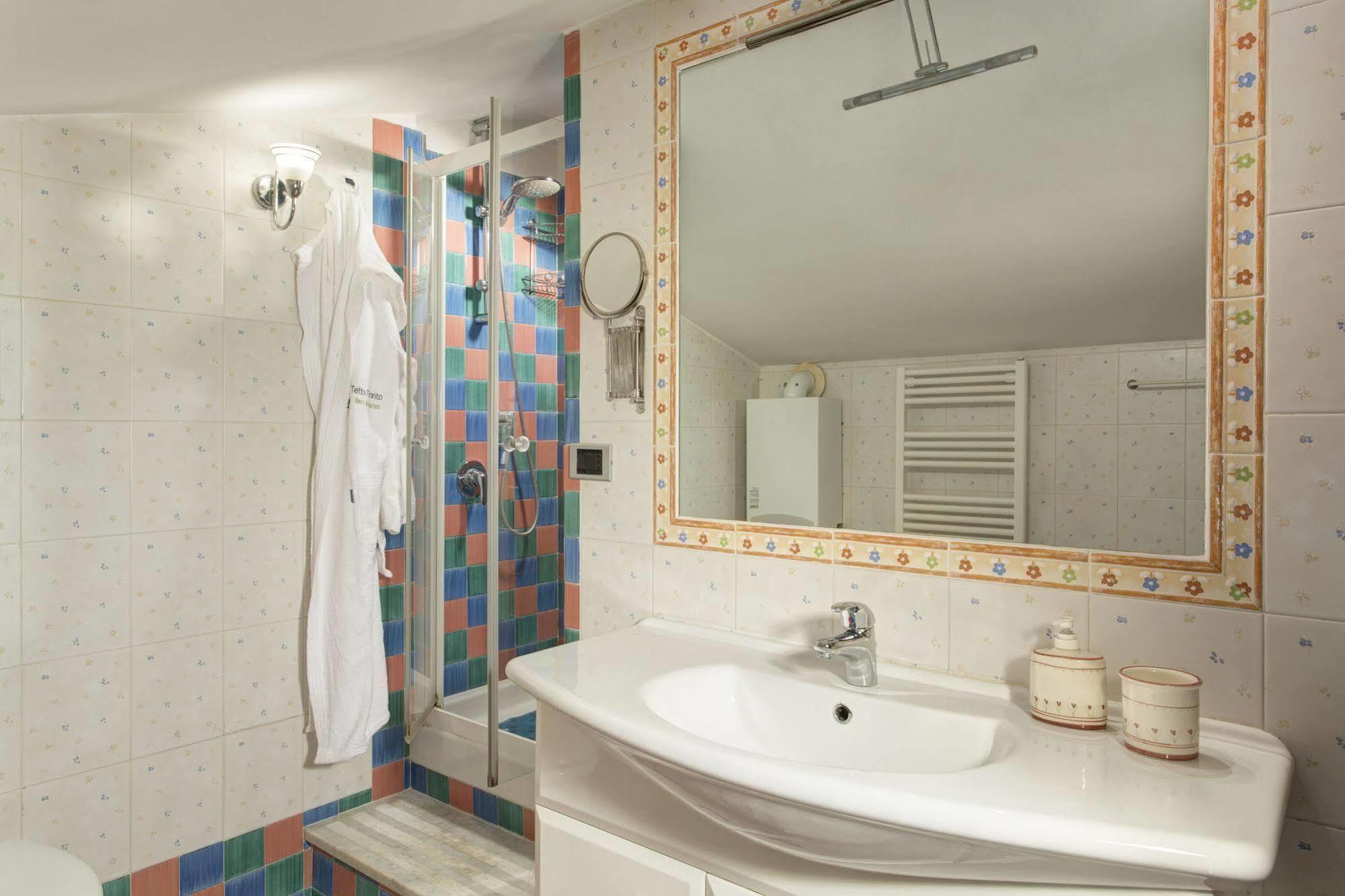 Tetto Fiorito Apartment Castellammare di Stabia Exterior photo